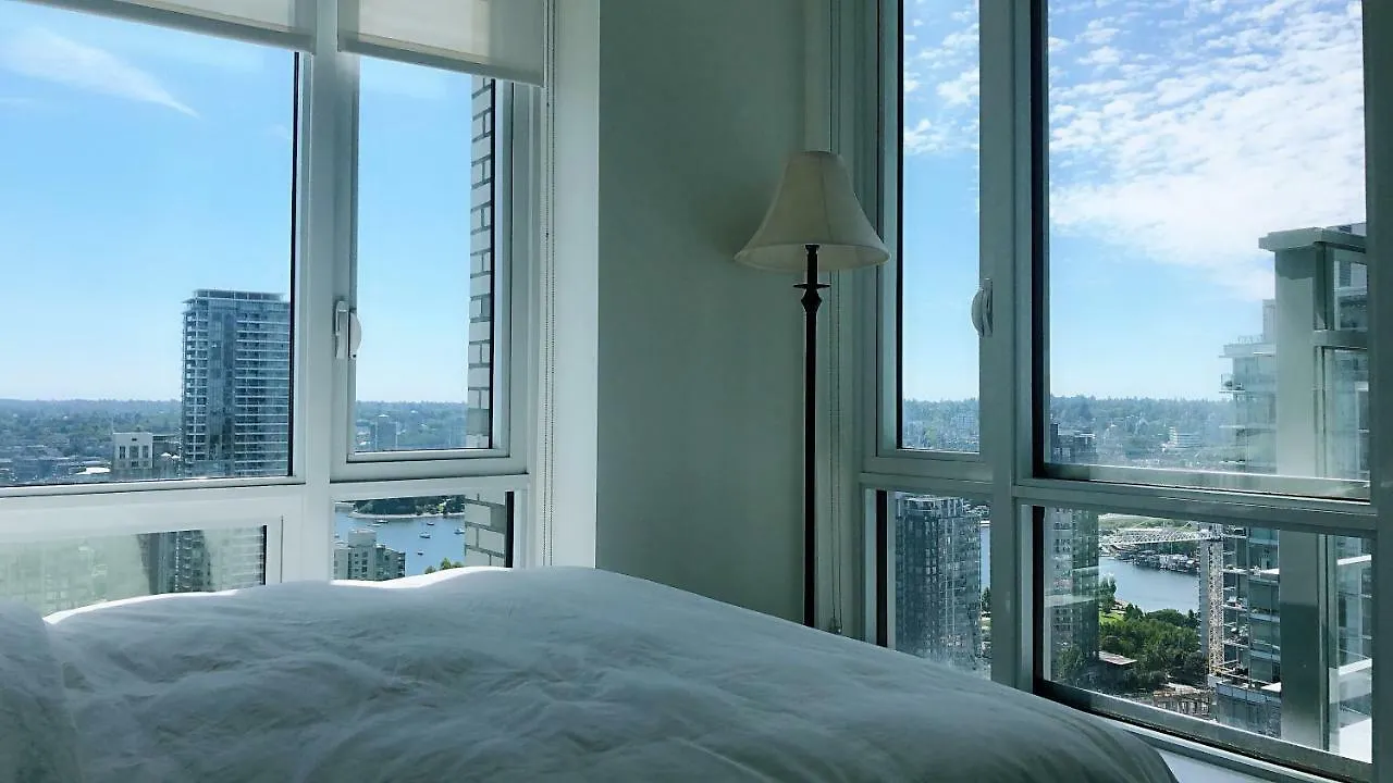 Brand New Seaview High-Rise Apartment Downtown Βανκούβερ